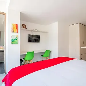 Haus Modernos Y Bien Ubicados Bogota